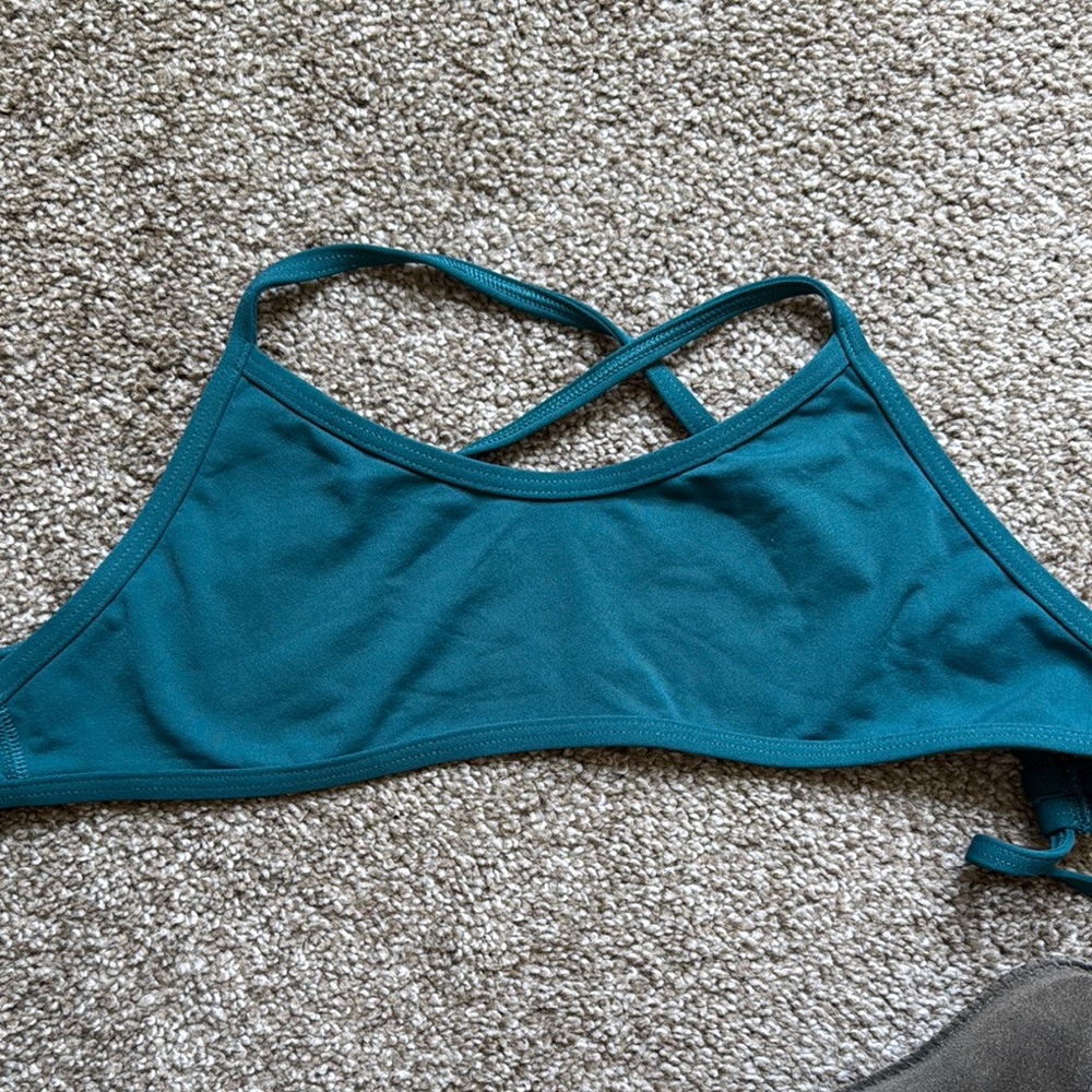 Jolyn Ryan top Peacock M